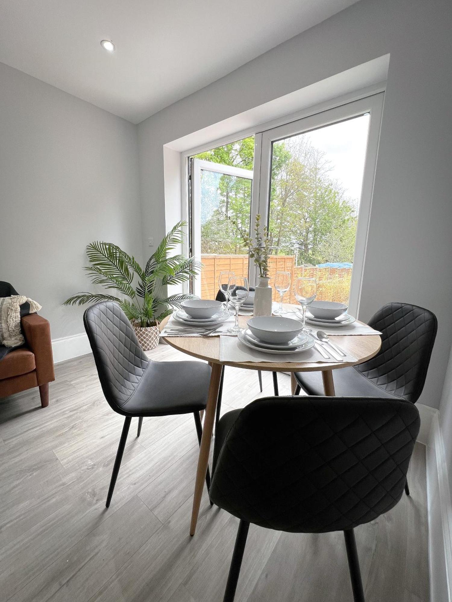 Campbells Crib Apartment Maidstone Bagian luar foto